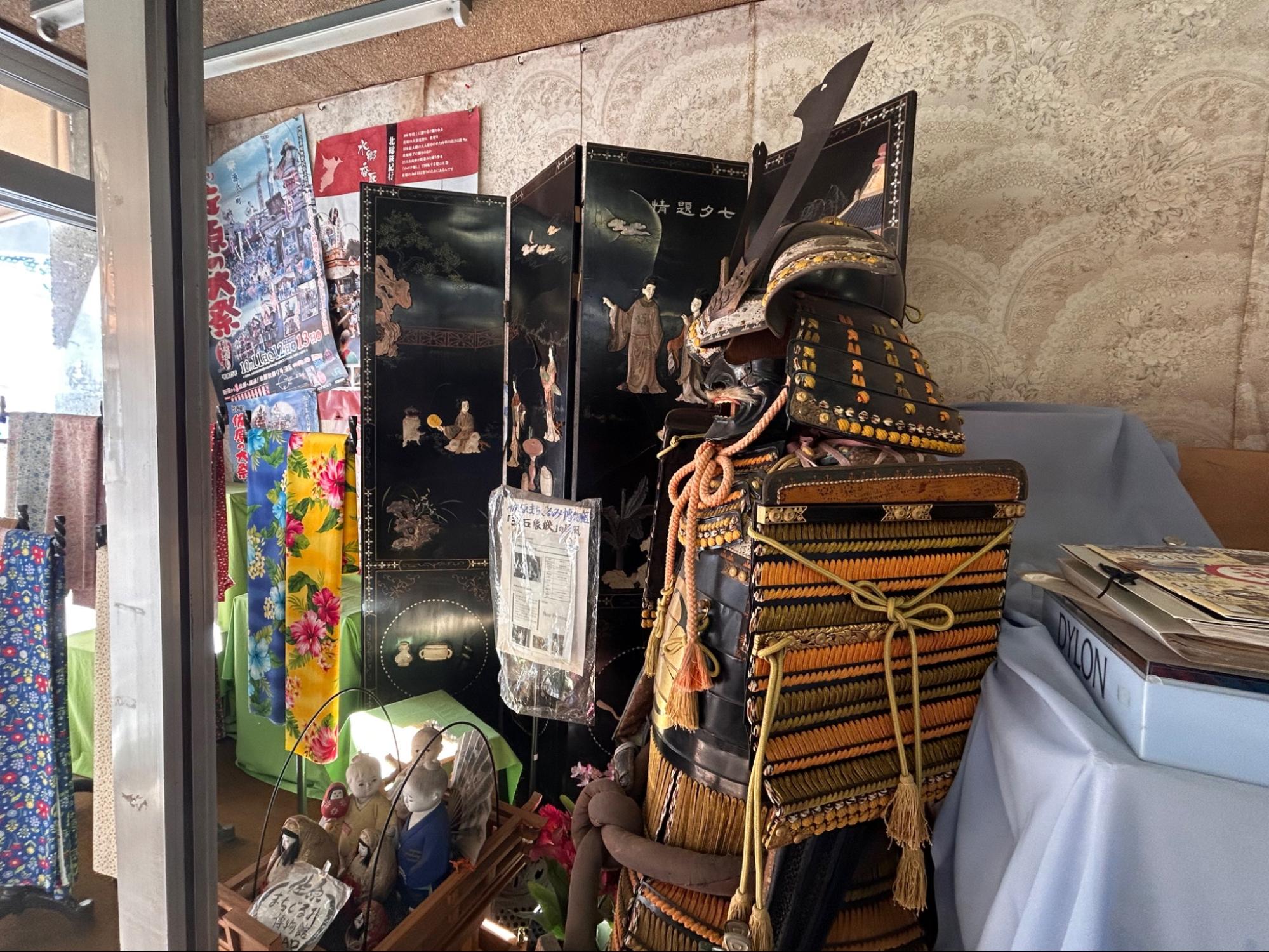 加納屋服地店本店のまちぐるみ博物館で展示されている鎧
